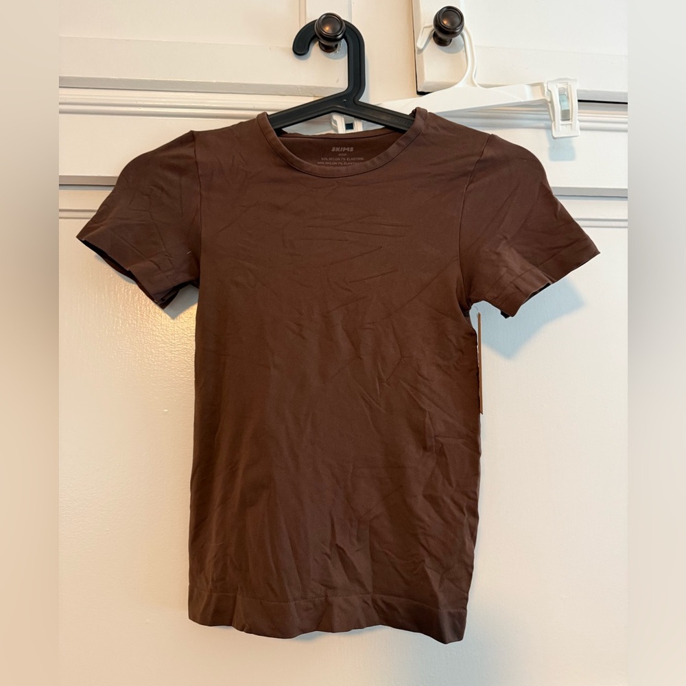 SKIMS soft smoothing seamless shirt